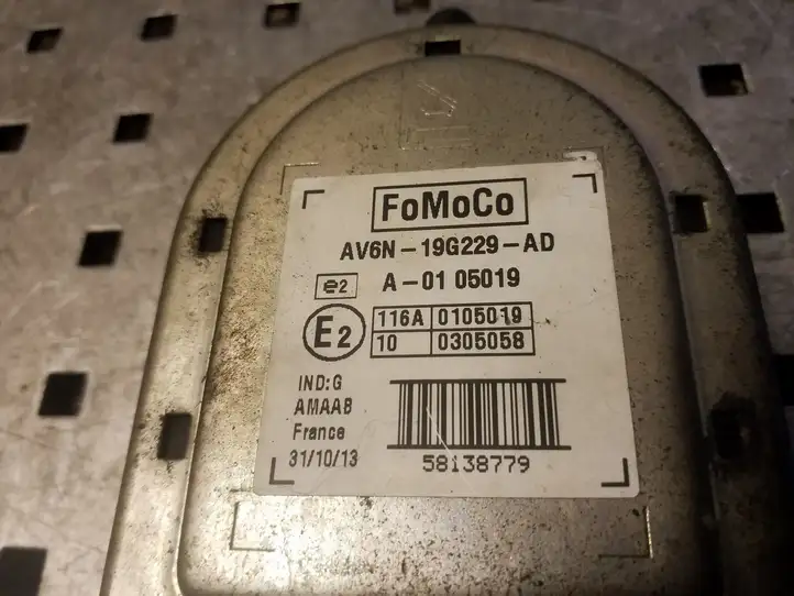 Ford Focus (2011 - 2015) AV6N19G229AD Сирена сигнализации — фото 2