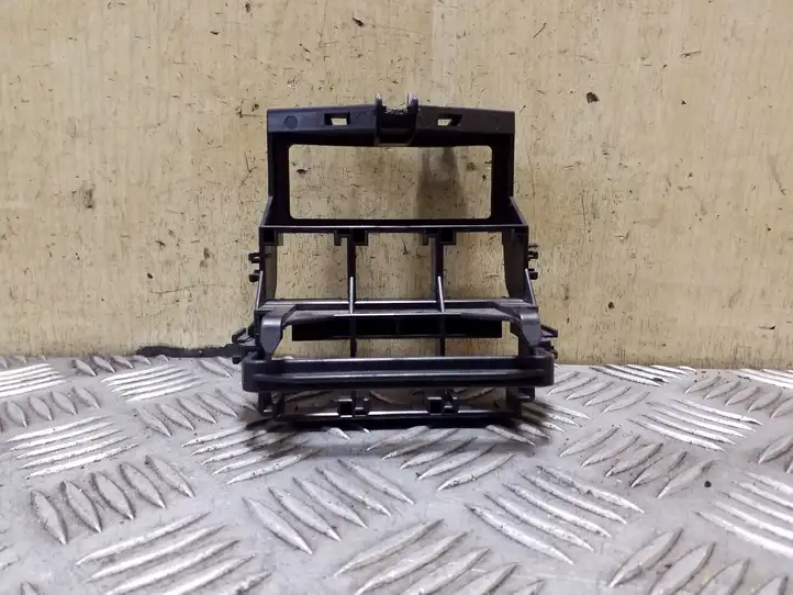 Audi A4 S4 B8 8K (2007 - 2011) 8K0937545B Прочие детали салона — фото 2