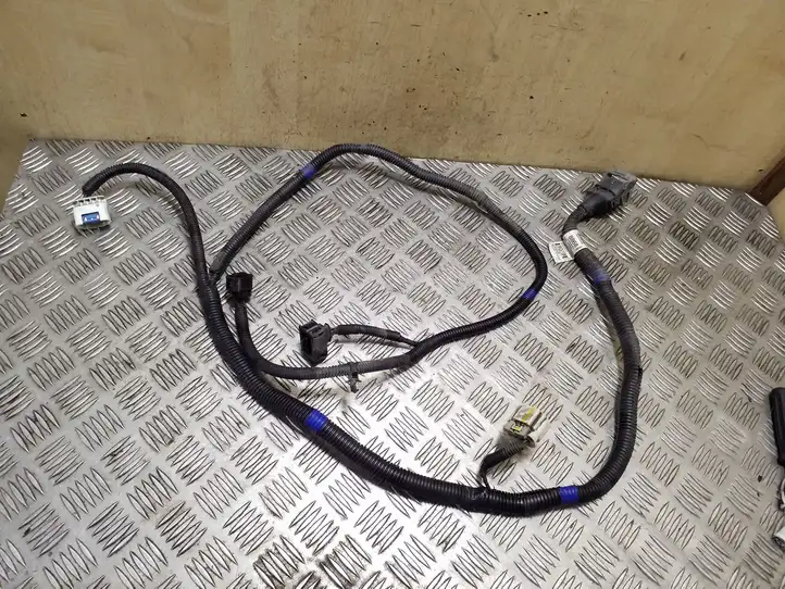 Chevrolet Captiva (2011 - 2013) 20998868 Прочая электропроводка — фото 3