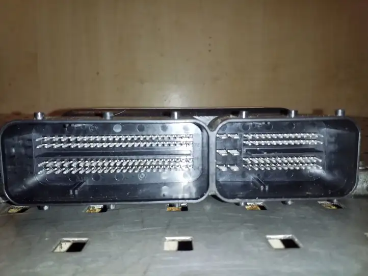 Mitsubishi ASX (2010 - 2016)  1860B891 Блок управления двигателя