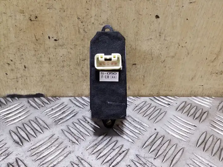 Subaru Outback (2003 - 2007) 94266AG030 Кнопка стеклоподъемников — фото 5