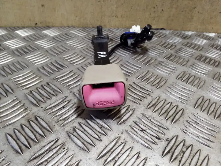 Subaru Outback (2003 - 2007)  E034501 Замок переднего ремня