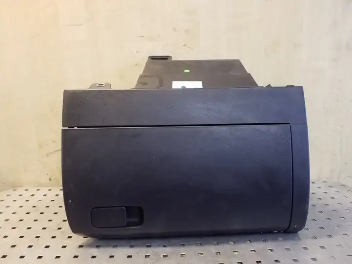 Volkswagen Polo V 6R (2009 - 2015) 6R2857097 Бардачок в сборе — фото 1