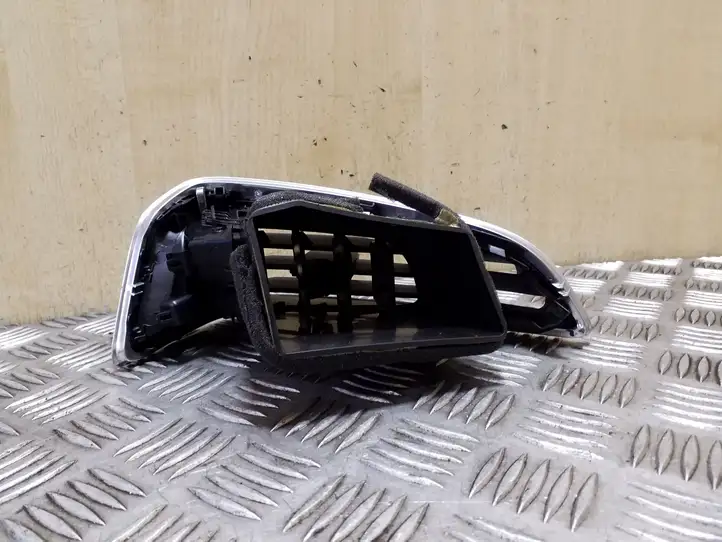 Ford Focus (2011 - 2015) BM51A018B09DH Боковой воздушный дефлектор — фото 3