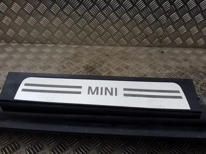 Mini Cooper Countryman R60 (2010 - 2016) 51779801887 Порог кузова — фото 3