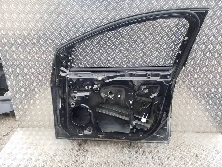 Ford Focus (2011 - 2015) Дверь — фото 9