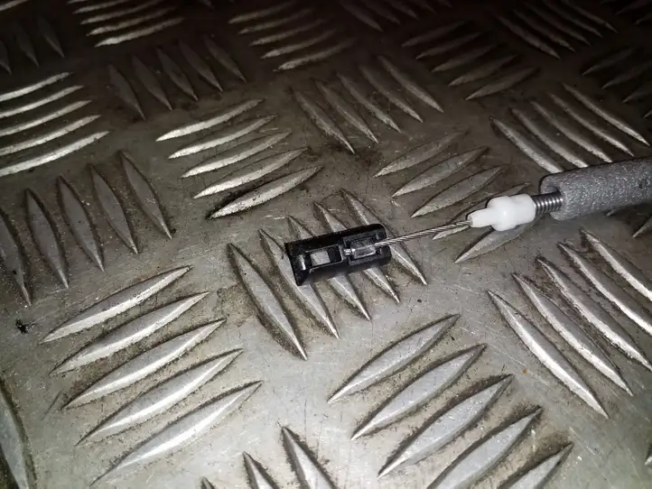 BMW X3 F25 (2010 - 2017)  51217205900 Трос задней двери