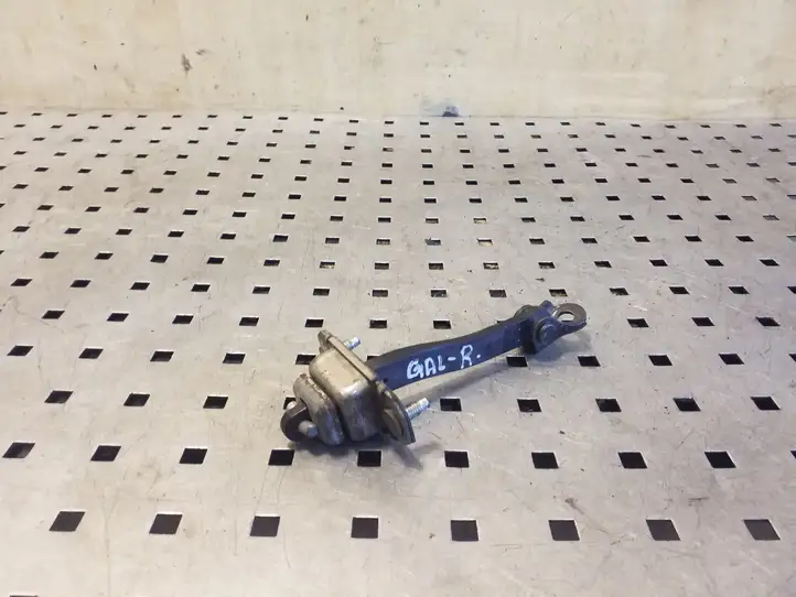 Subaru Legacy (2003 - 2009) Ограничитель задней двери — фото 1