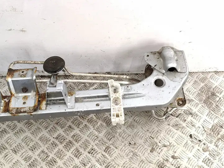 Mitsubishi Outlander (2007 - 2012)   Балка переднего бампера