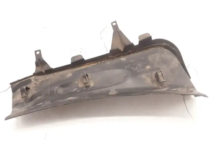 Mazda Tribute (2004 - 2007) YL8478020K70AB Жабо стеклоочистителей — фото 3