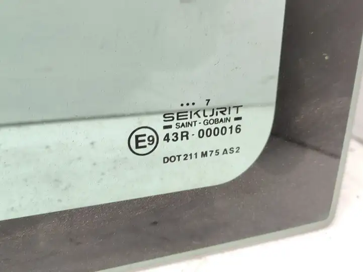 Citroen Berlingo (2003 - 2007) 43R000016 Стекло раздвижной двери — фото 6