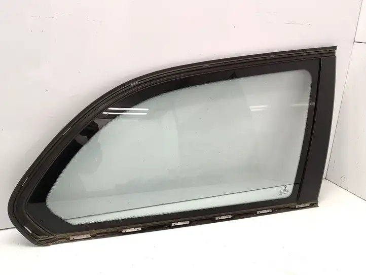 BMW 5 E60 E61 (2004 - 2010) 43R007951 Заднее боковое стекло — фото 1
