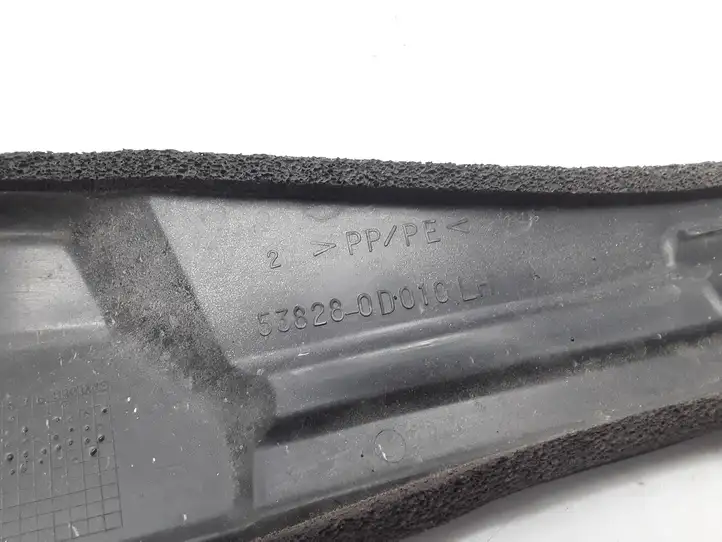 Toyota Yaris (2005 - 2009)  538280D010 Другая внешняя деталь