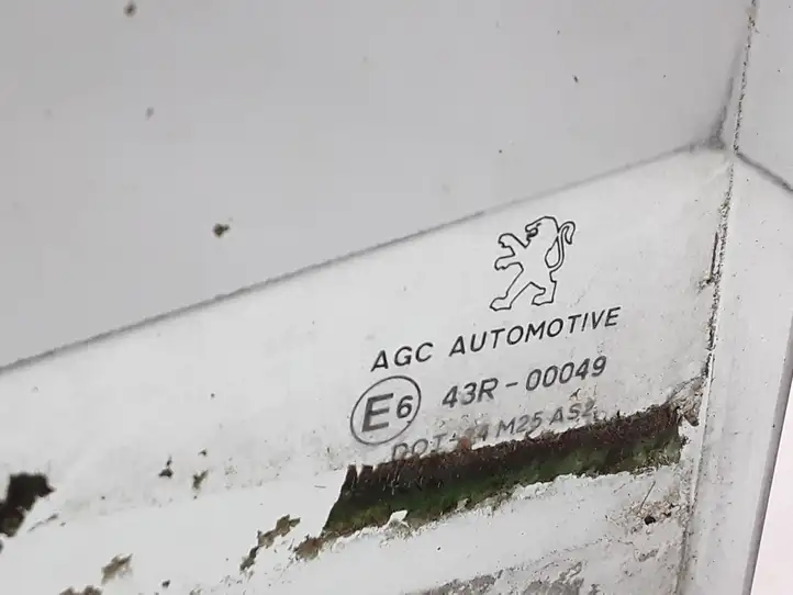 Peugeot 308 (2007 - 2013) 43R00049 Стекло задней двери — фото 2