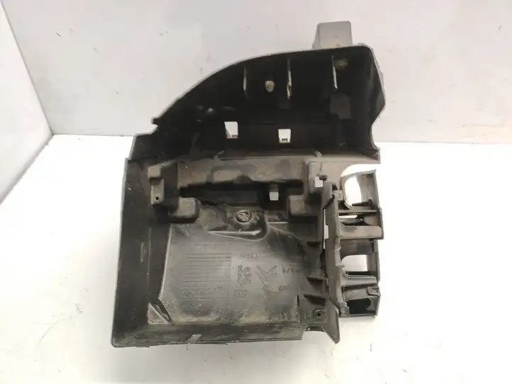 Citroen C4 (2004 - 2008) 9653310880 Крышка ящика предохранителей — фото 8