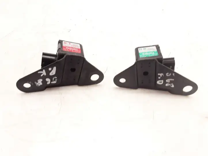 Toyota Yaris (2005 - 2009) 8986552010 Датчик удара SRS — фото 3
