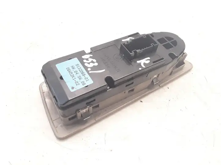 BMW 1 E81 E87 (2004 - 2011) 913206801 Кнопка стеклоподъемников — фото 2