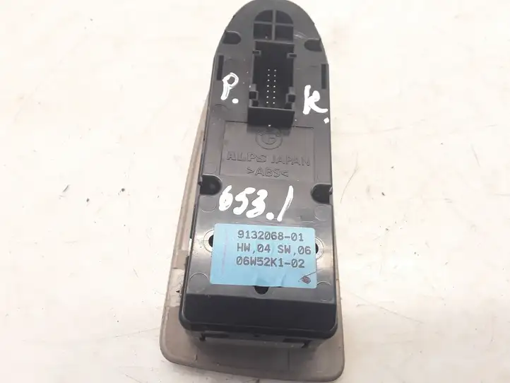 BMW 1 E81 E87 (2004 - 2011) 913206801 Кнопка стеклоподъемников — фото 6