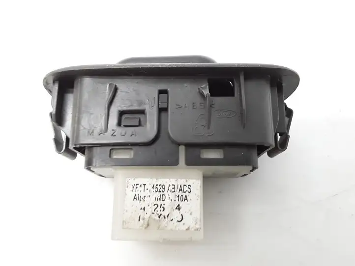 Mazda Tribute (2004 - 2007) YL8414A567ACW Кнопка стеклоподъемников — фото 2