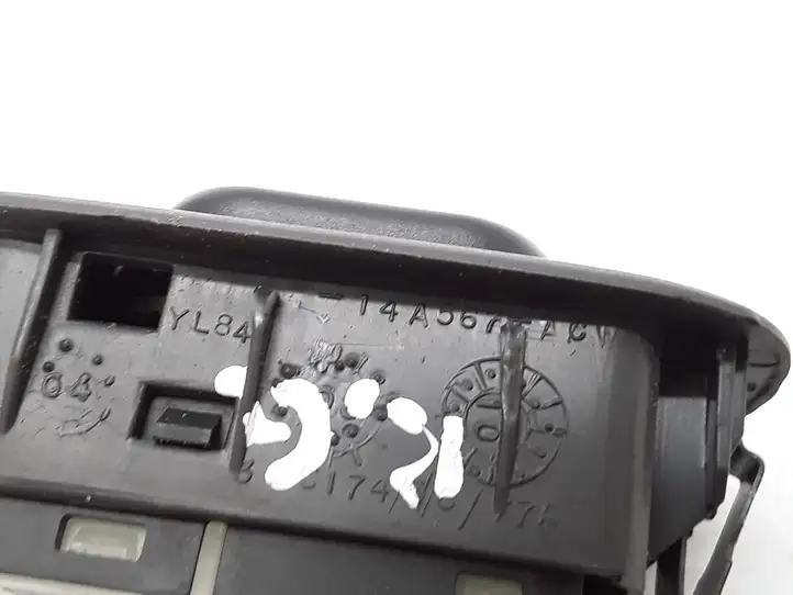 Mazda Tribute (2004 - 2007) YL8414A567ACW Кнопка стеклоподъемников — фото 8