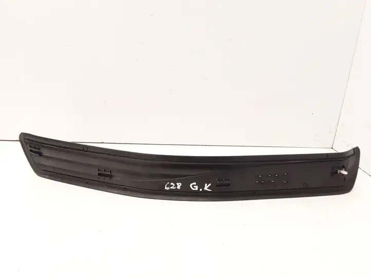 BMW 5 E60 E61 (2004 - 2010) 51477034305 Внутренняя отделка заднего порога — фото 6