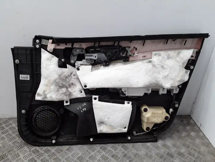 Honda Accord (2008 - 2016) Обшивка передней двери — фото 5