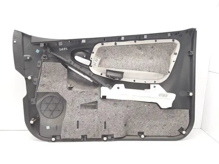 Toyota Yaris (2005 - 2009) 676120D010 Обшивка передней двери — фото 4