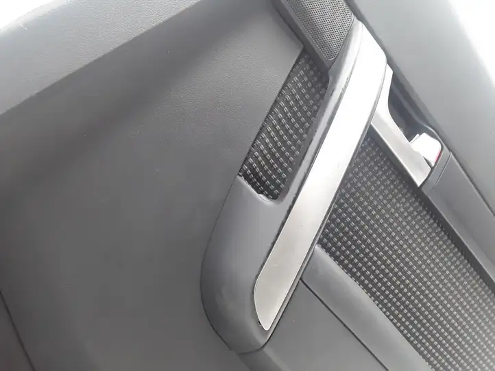 Chevrolet Captiva (2006 - 2011) 96662453 Обшивка задней двери — фото 3