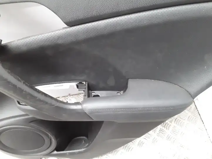 Honda Accord (2008 - 2016) 83700TL0G0156 Обшивка задней двери — фото 4