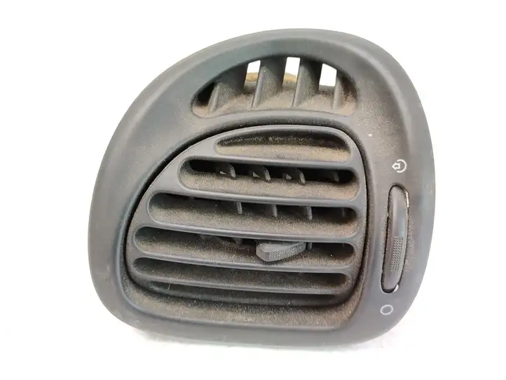 Citroen Xsara Picasso (1999 - 2012) 9631280177 Боковой воздушный дефлектор — фото 1