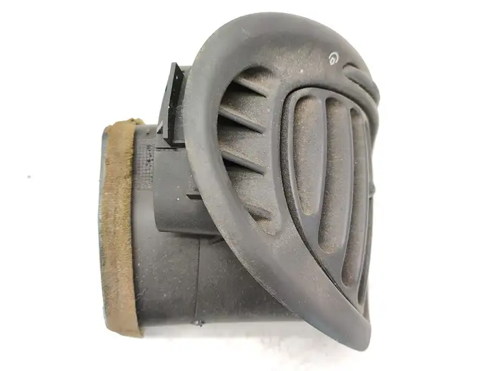 Citroen Xsara Picasso (1999 - 2012) 9631280177 Боковой воздушный дефлектор — фото 3