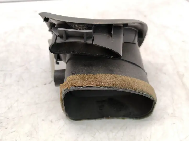 Citroen Xsara Picasso (1999 - 2012) 9631280177 Боковой воздушный дефлектор — фото 6