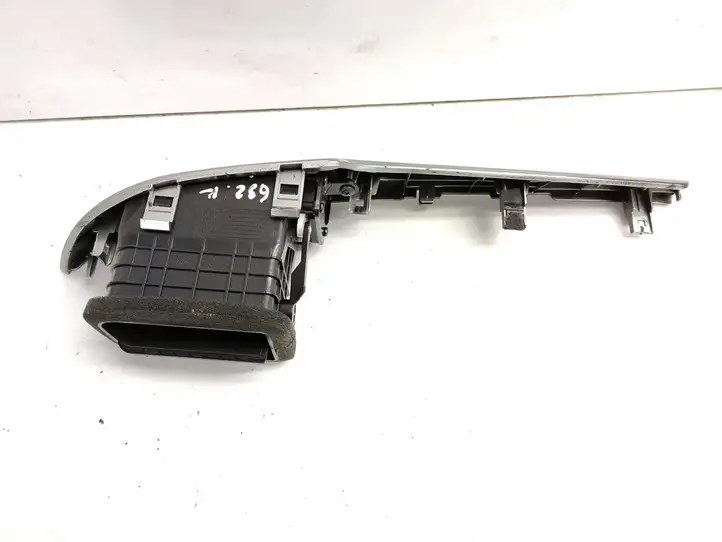 Chevrolet Captiva (2006 - 2011) 96630044 Центральный воздушный дефлектор — фото 7