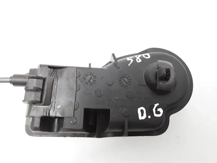 Mazda Tribute (2004 - 2007) Внутренняя ручка задней двери — фото 6