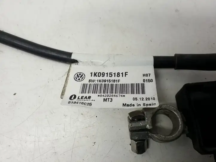 Volkswagen PASSAT B7 (2011 - 2014) 1K0915181F Минусовой провод аккумулятора — фото 3