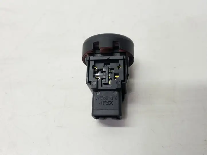Nissan Juke I F15 (2010 - 2018) 06019 Включатель аварийных фонарей — фото 3