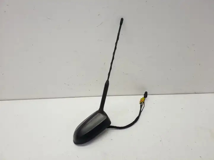 Ford Focus (2011 - 2015) CM5T19G461BG GPS антенна — фото 1