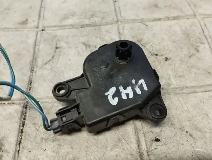 Chrysler Pacifica (2003 - 2008) 04885465AAC Двигатель задвижки потока воздуха — фото 3
