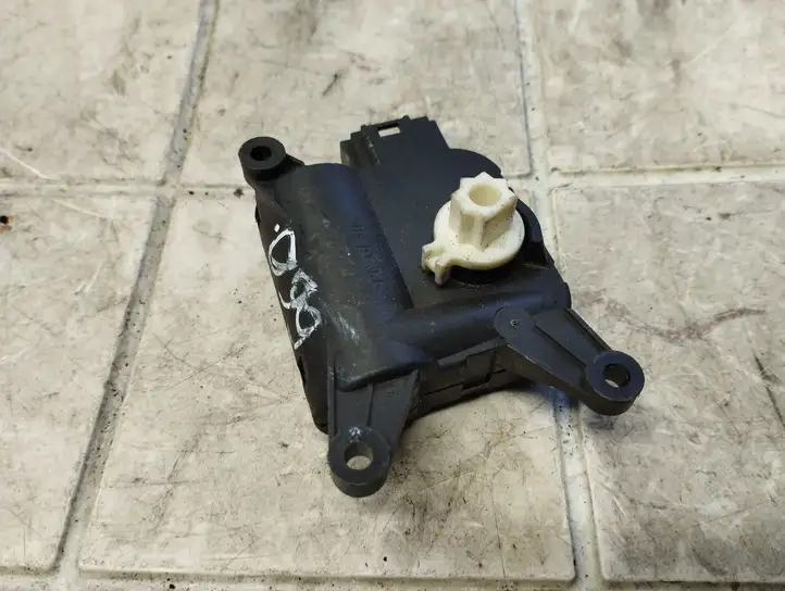 Seat Altea XL (2004 - 2015) 0132801345 Двигатель задвижки потока воздуха — фото 5