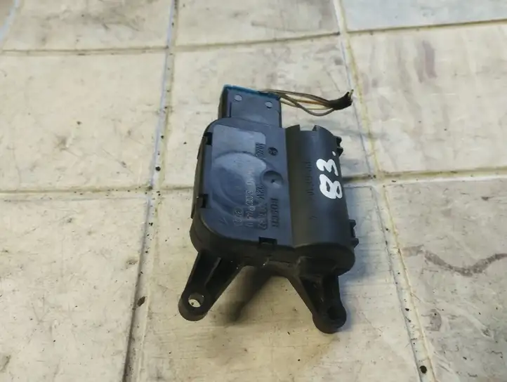 Audi A3/S3 8P (2004 - 2008) 1K0907511 Двигатель задвижки потока воздуха — фото 3