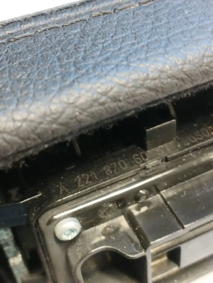 Mercedes-Benz S W221 (2005 - 2013) A2218706051 Блок кнопок стеклоподъемников — фото 2
