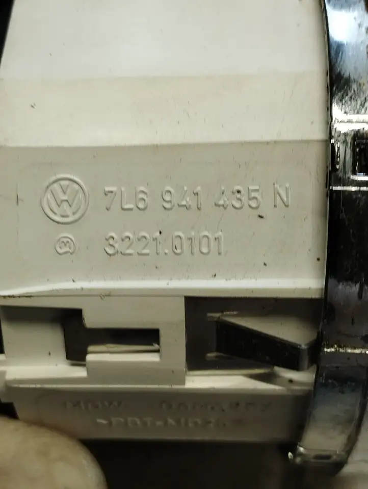Volkswagen Touareg I (2002 - 2010) 7L6941435N Включатель блокировки дифференциалов — фото 2