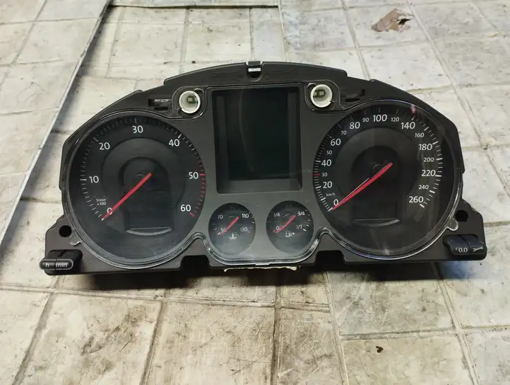 Volkswagen PASSAT B6 (2005 - 2010)  3C0920871X Спидометр (приборный щиток)