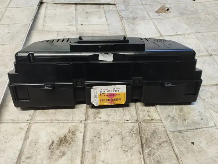 Volkswagen PASSAT B6 (2005 - 2010)  3C0920871X Спидометр (приборный щиток)