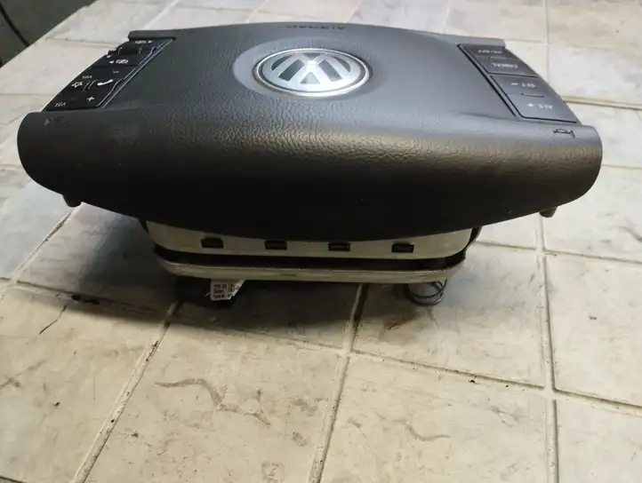 Volkswagen Touareg I (2002 - 2010) 7L6880201CT Подушка безопасности руля — фото 2