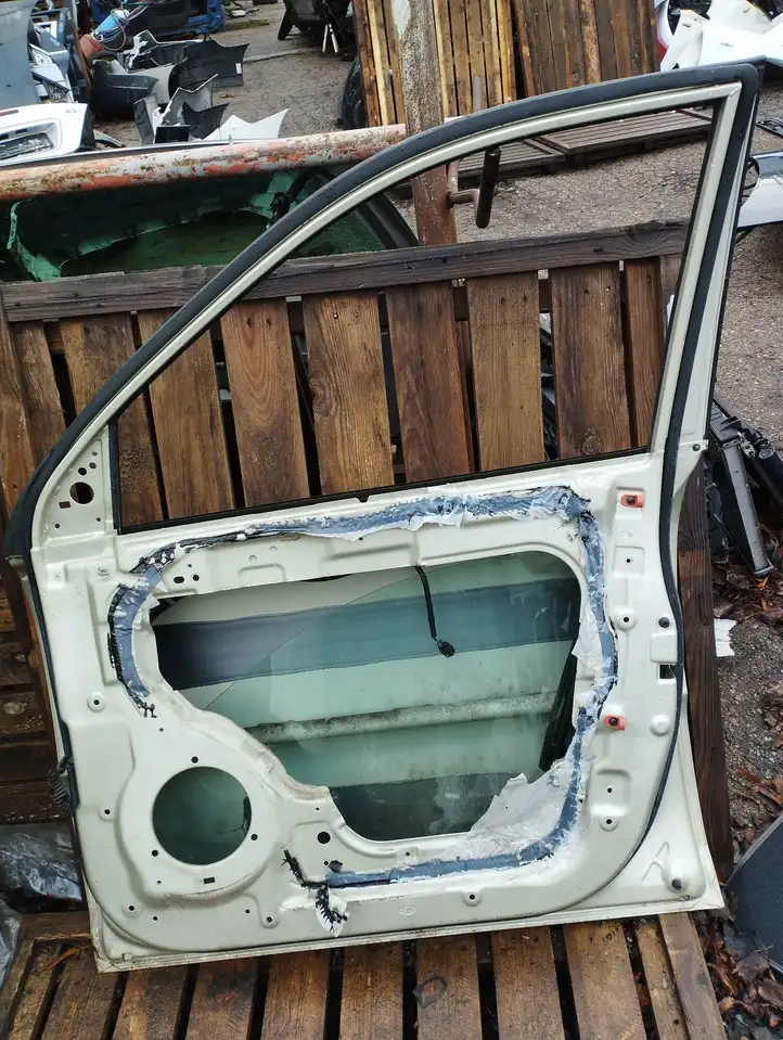 Kia Sportage (2008 - 2010) Дверь — фото 4