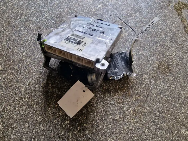 Toyota Corolla Verso AR10 (2004 - 2009) 8966602110 Комплект системы зажигания — фото 2
