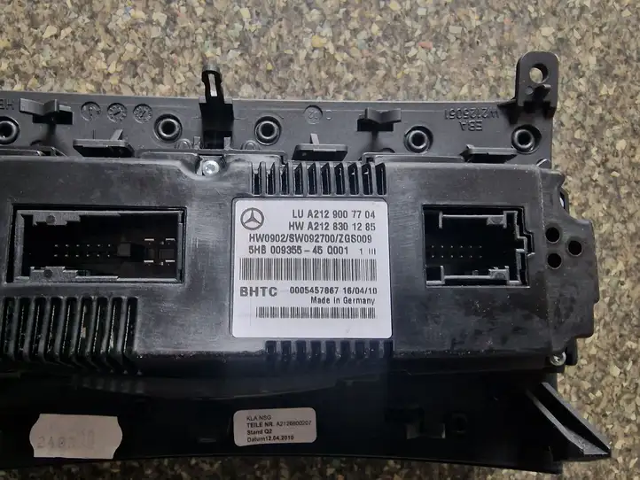 Mercedes-Benz E W212 (2009 - 2016) 2129007704 Блок кнопок на панели — фото 2
