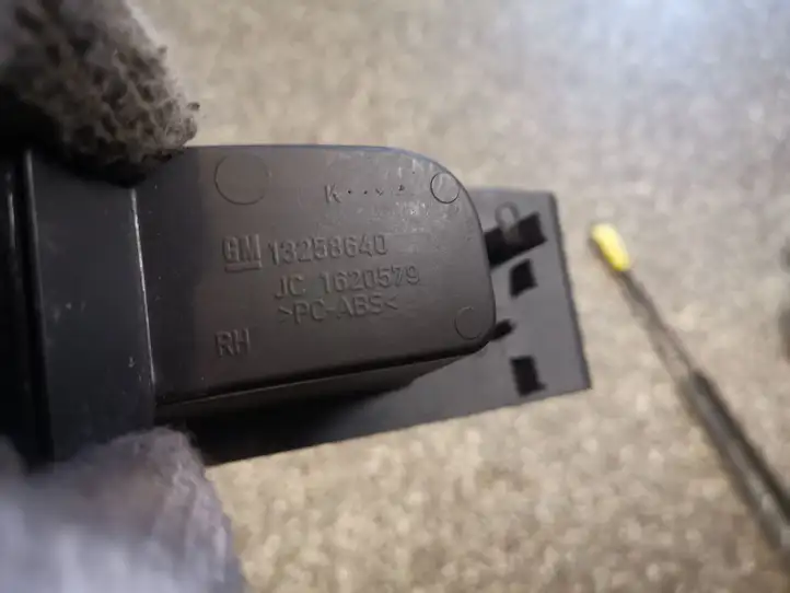 Opel Astra J (2009 - 2012) 13301888 Кнопка стеклоподъемников — фото 3