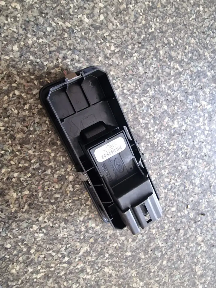 Land Rover Range Rover Sport L320 (2005 - 2009) Блок кнопок стеклоподъемников — фото 3